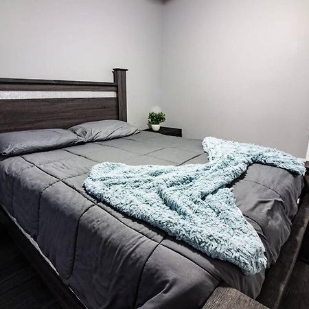 Comfortable 3Br, 1 Bath Close To The Falls ไนแอการาฟอลส์ ภายนอก รูปภาพ