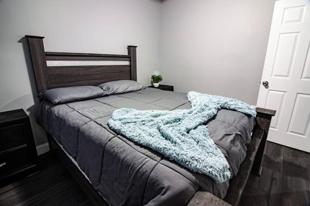 Comfortable 3Br, 1 Bath Close To The Falls ไนแอการาฟอลส์ ภายนอก รูปภาพ