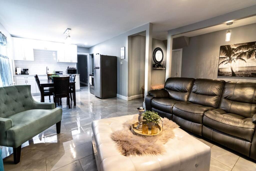 Comfortable 3Br, 1 Bath Close To The Falls ไนแอการาฟอลส์ ภายนอก รูปภาพ