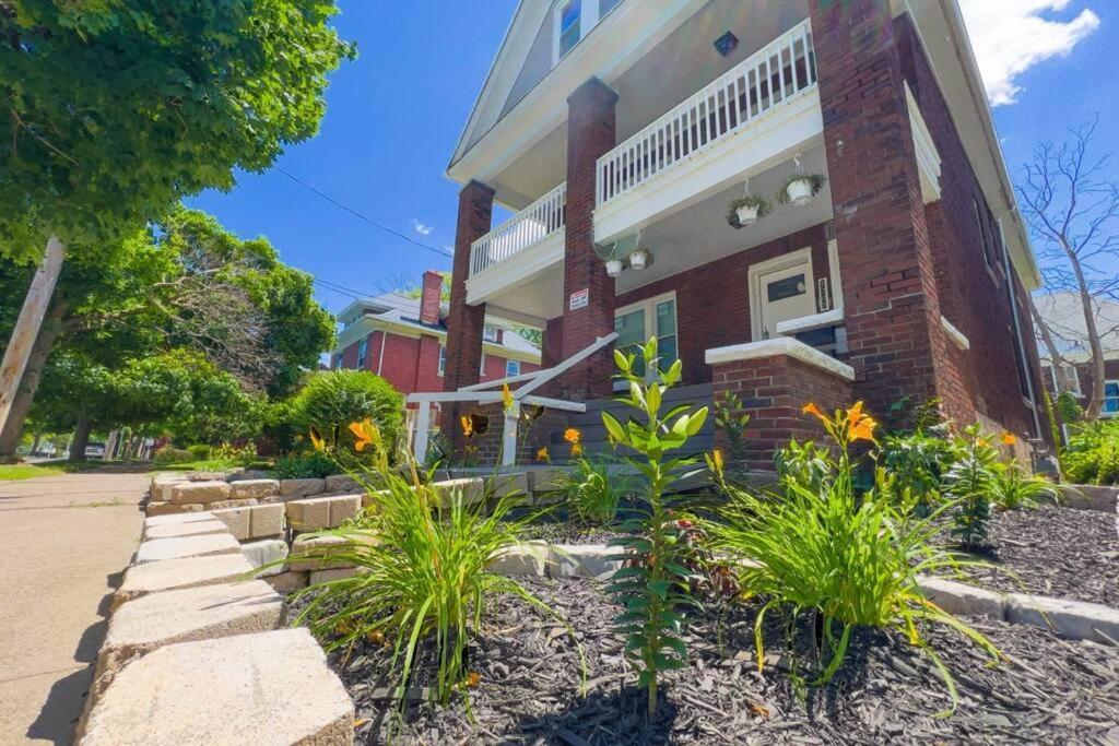 Comfortable 3Br, 1 Bath Close To The Falls ไนแอการาฟอลส์ ภายนอก รูปภาพ